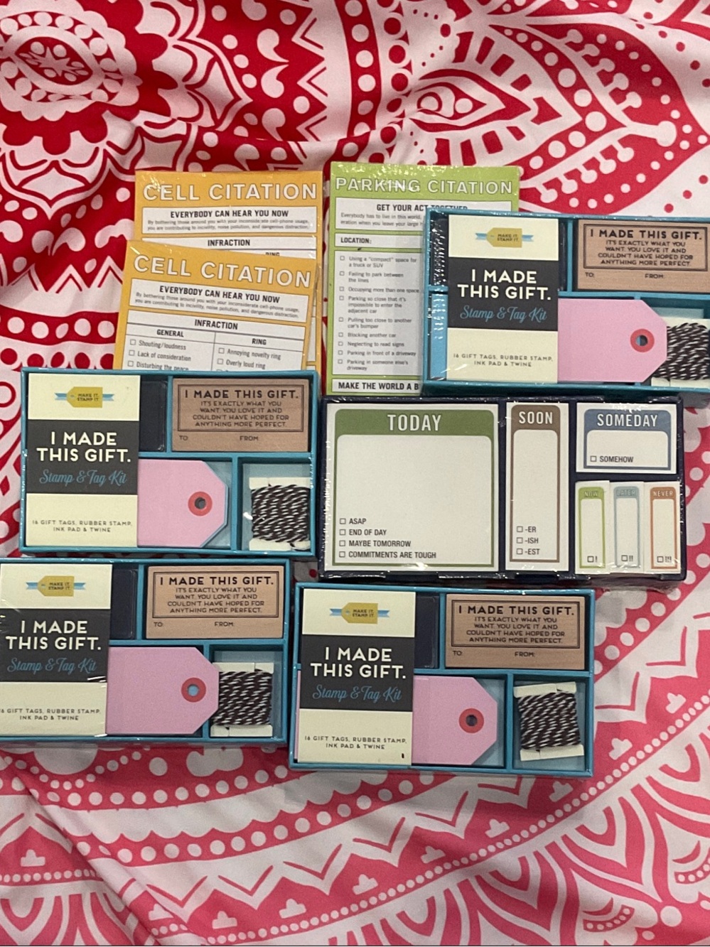 Knock Knock Gift Tag & Note Set with Pink Accents